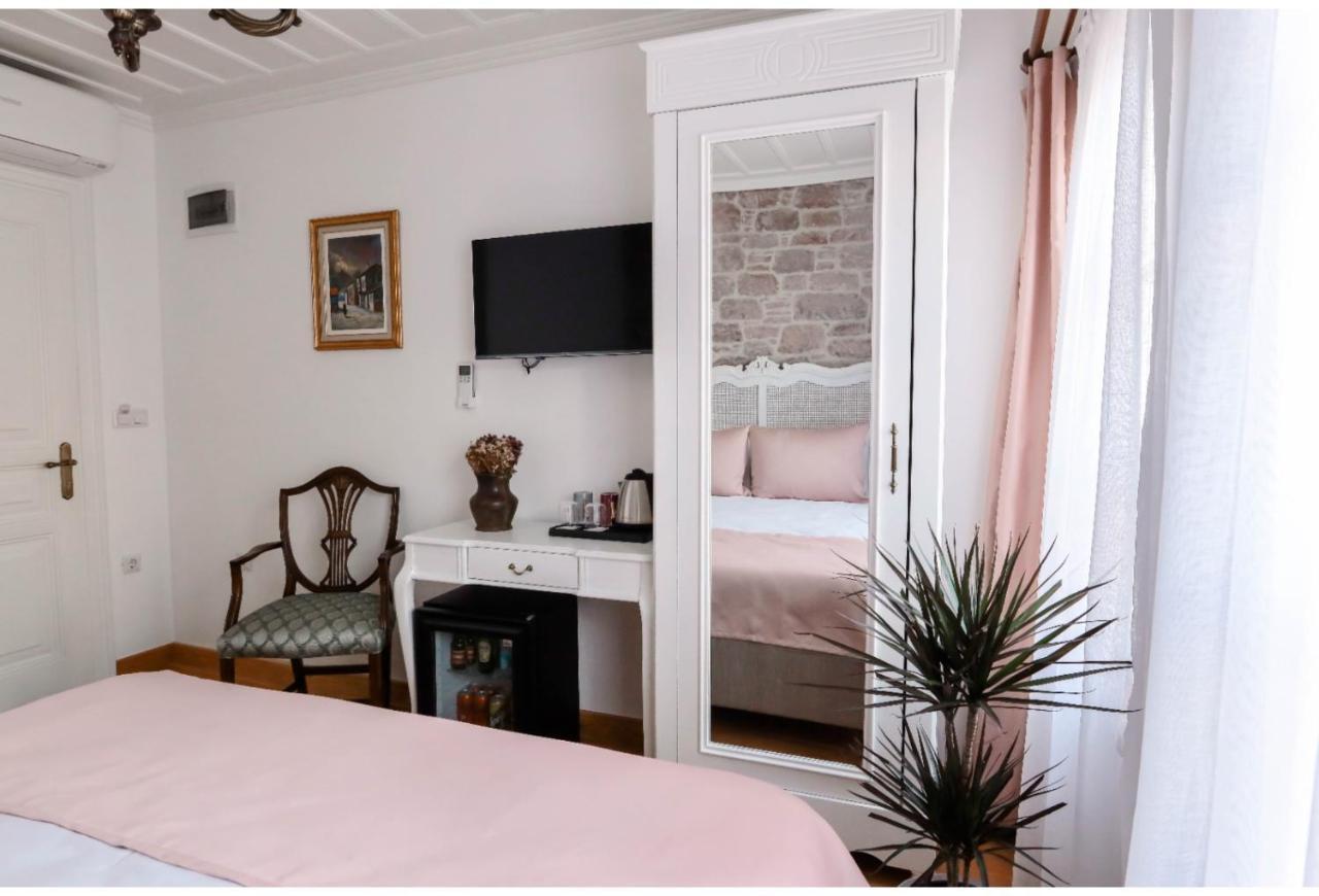 Baris Otel Cunda Ayvalı エクステリア 写真